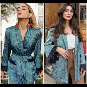 Zara feather Kimono 👘 Flowy Blazer Blogger fave